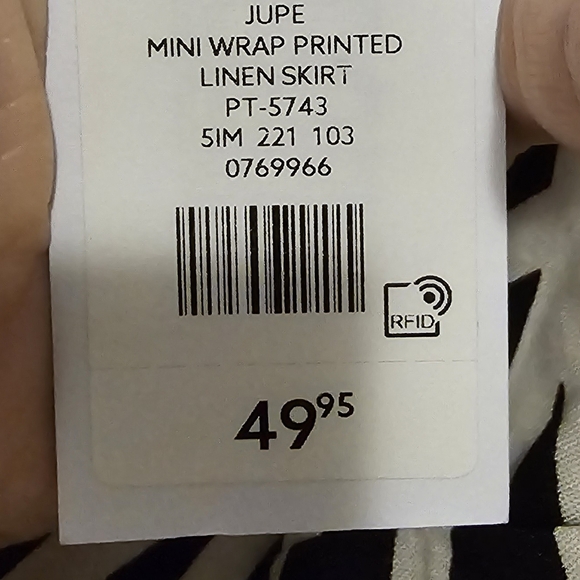 Dynamite Mini Wrapped Printed Linen Skirt BNWT - Picture 7 of 7